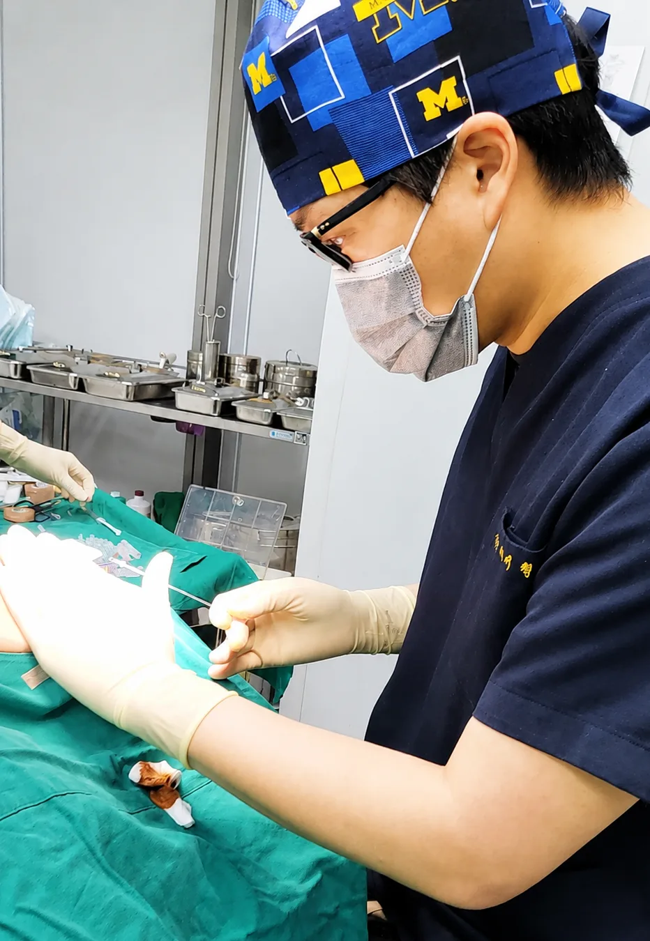 Dr. Seo in a surgical setting